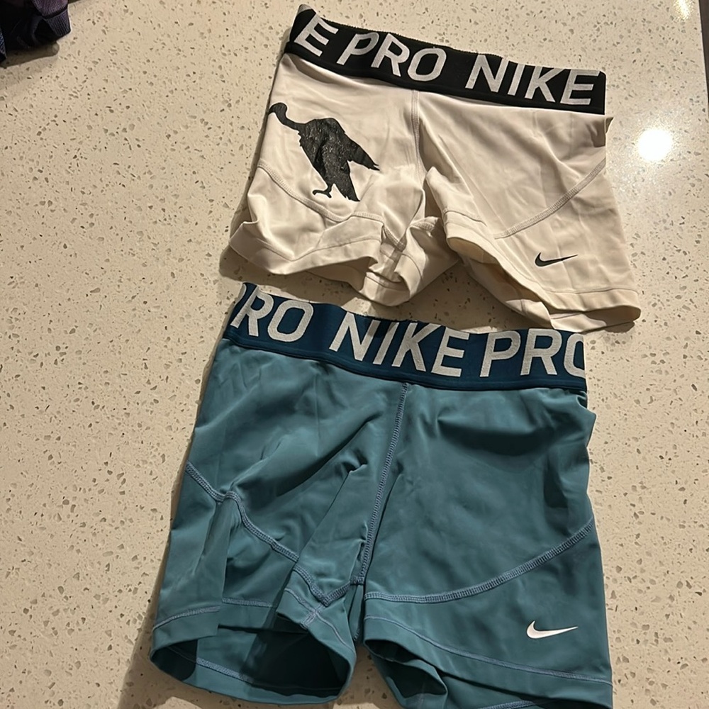 Women’s Nike Pro 3 inch spandex running shorts